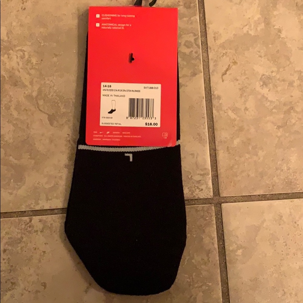 Brand new men’s Nike no show liner socks - Picture 3 of 4
